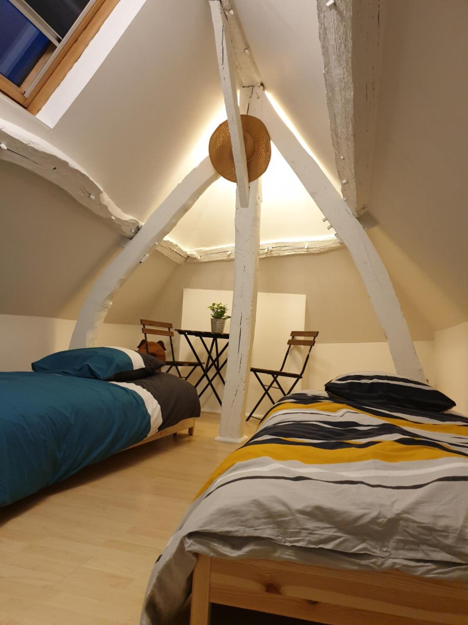 מונטיווילייה Chambre Privee Dans Petite Maison Typique מראה חיצוני תמונה